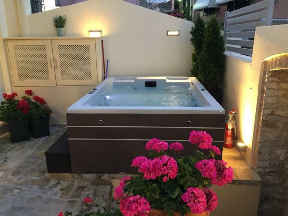 Anemomilos Jacuzzi Suite Corfu  Εξωτερικό φωτογραφία